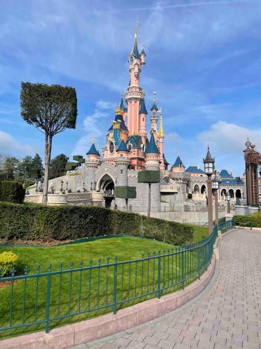 Апартаменти Casa Terracota *Paris*Disney*Val D'Europe* Шессі Екстер'єр фото